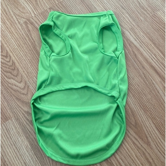 Price drop … NWOT Lightweight Material Dog (Puppy) Shirt with Saying - Picture 3 of 7